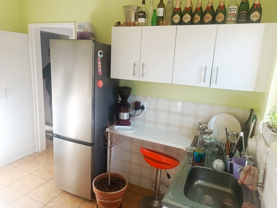 To Let 2 Bedroom Property for Rent in Fish Hoek Western Cape